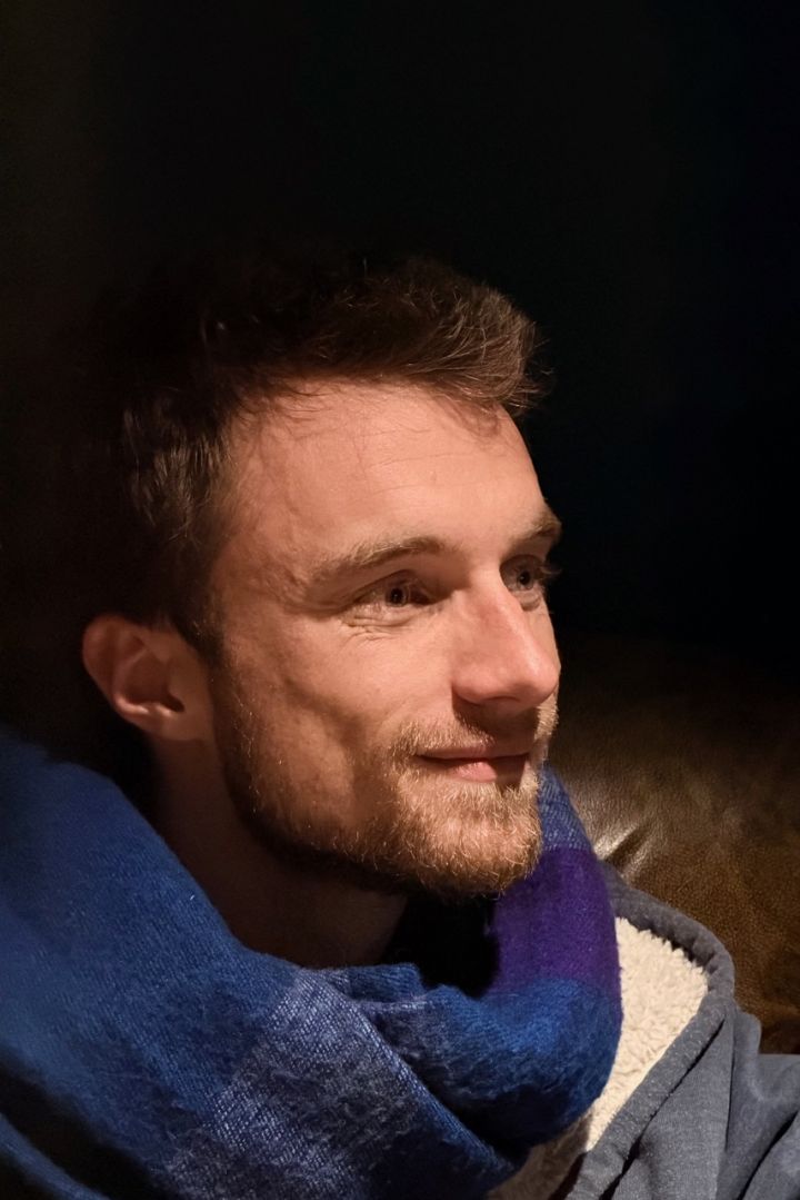 Julien Wegner, webdesigner et prof de yoga, créateur de Clairière studio